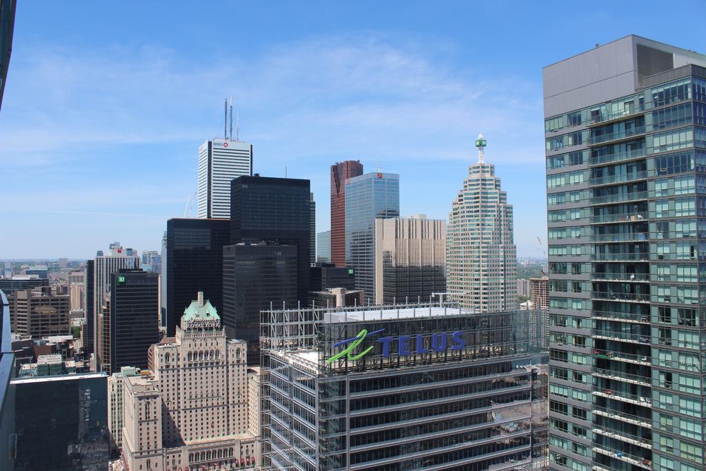 Eg Suites - York St Condos Cn Tower Toronto Exterior foto